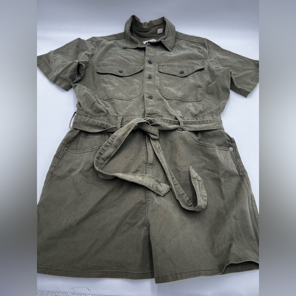 New women’s Universal Threads button up shorts romper. Size‎ 16 army green. NWT - Picture 1 of 11